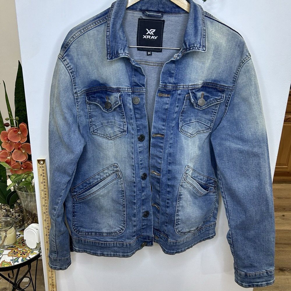 X-Ray Men's Slim Acid Wash Distressed Denim Trucker Jacket, Size M 98%‎ Cotton